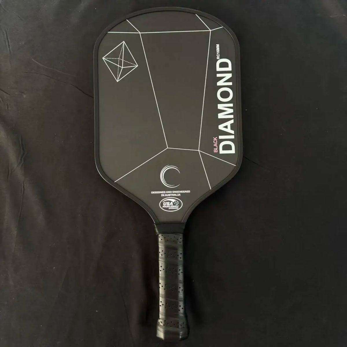 T700 pickleball paddle, face view